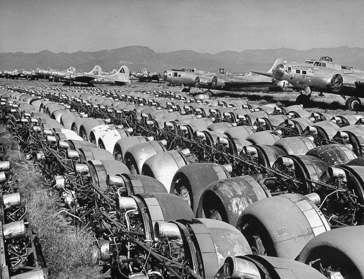Кладбища военной техники в США (1946-1949 год) Кладбища военной техники в США (1946-1949 год)