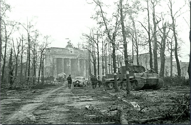 Интересные архивные фотографии: Берлин 1945 года Интересные архивные фотографии: Берлин 1945 года