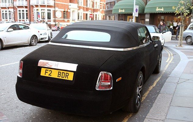 Rolls Royce обшитый бархатом