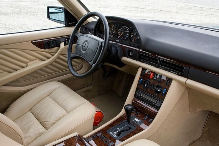 Роскошные интерьеры автомобилей 80-х Роскошные интерьеры автомобилей 80-х