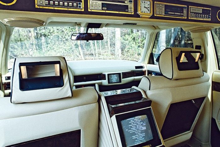 Роскошные интерьеры автомобилей 80-х Роскошные интерьеры автомобилей 80-х