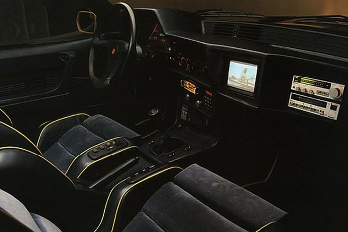 Роскошные интерьеры автомобилей 80-х Роскошные интерьеры автомобилей 80-х