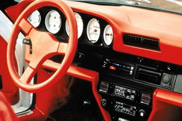 Роскошные интерьеры автомобилей 80-х Роскошные интерьеры автомобилей 80-х