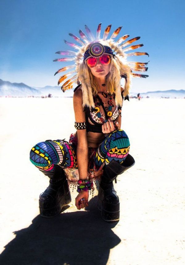 Девушки с фестиваля Burning Man (25 фото)