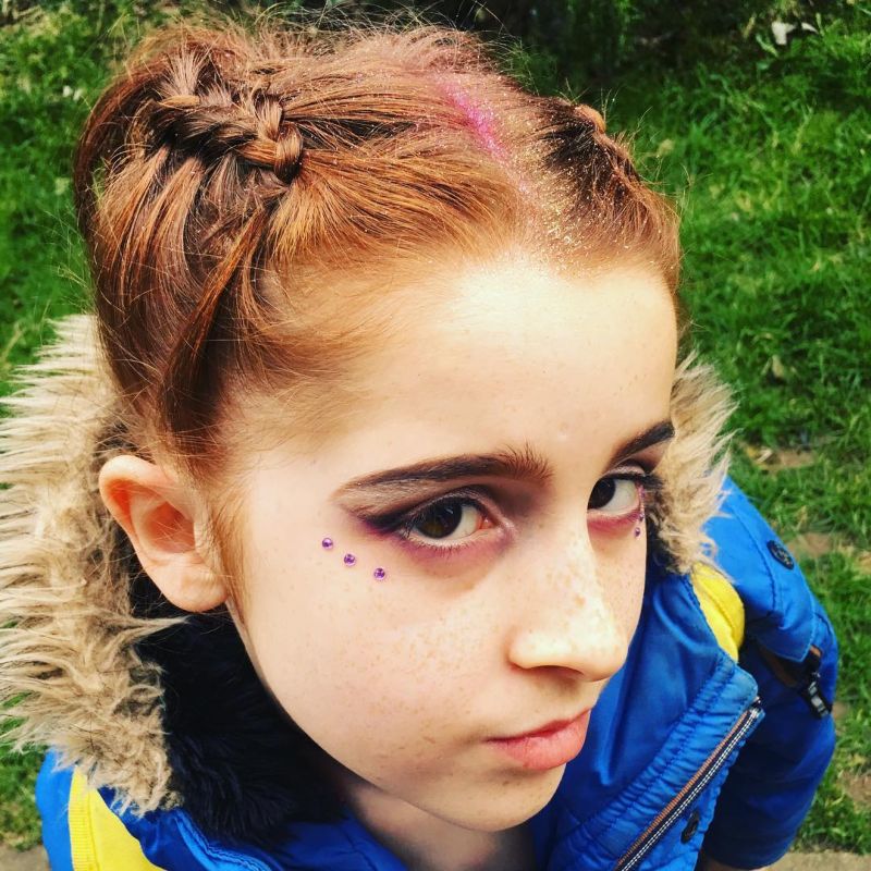 11-летний пацан переодевается в девчонку и собирается стать драг-квин с одобрения своей мамаши 11-летний пацан переодевается в девчонку и собирается стать драг-квин с одобрения своей мамаши