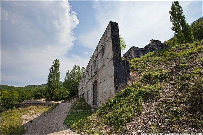 Запасной командный пункт Черноморского флота СССР (25 фото)