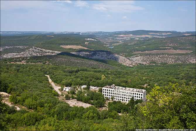 Запасной командный пункт Черноморского флота СССР (25 фото)