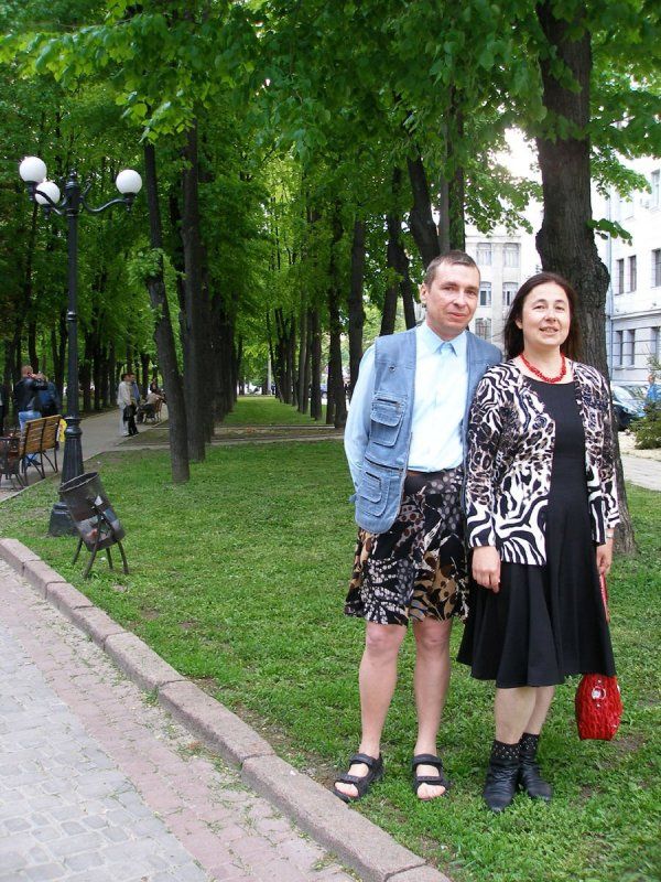 Мужик в платье (29 фото)
