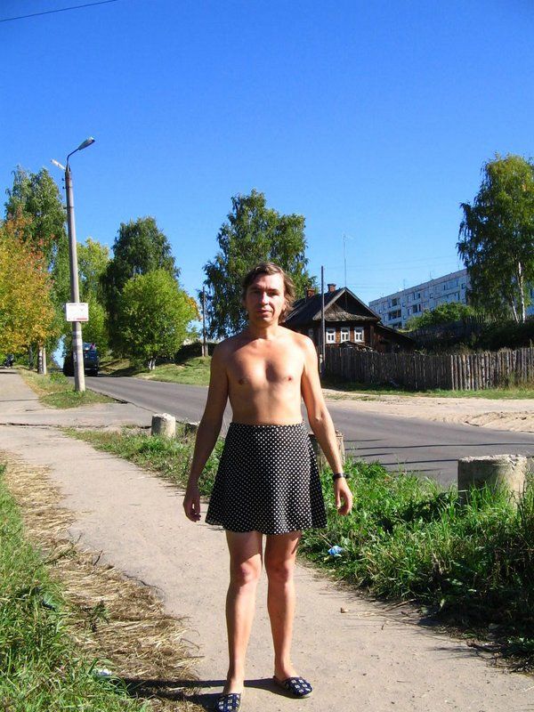 Мужик в платье (29 фото)