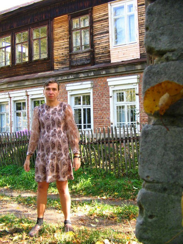 Мужик в платье (29 фото)