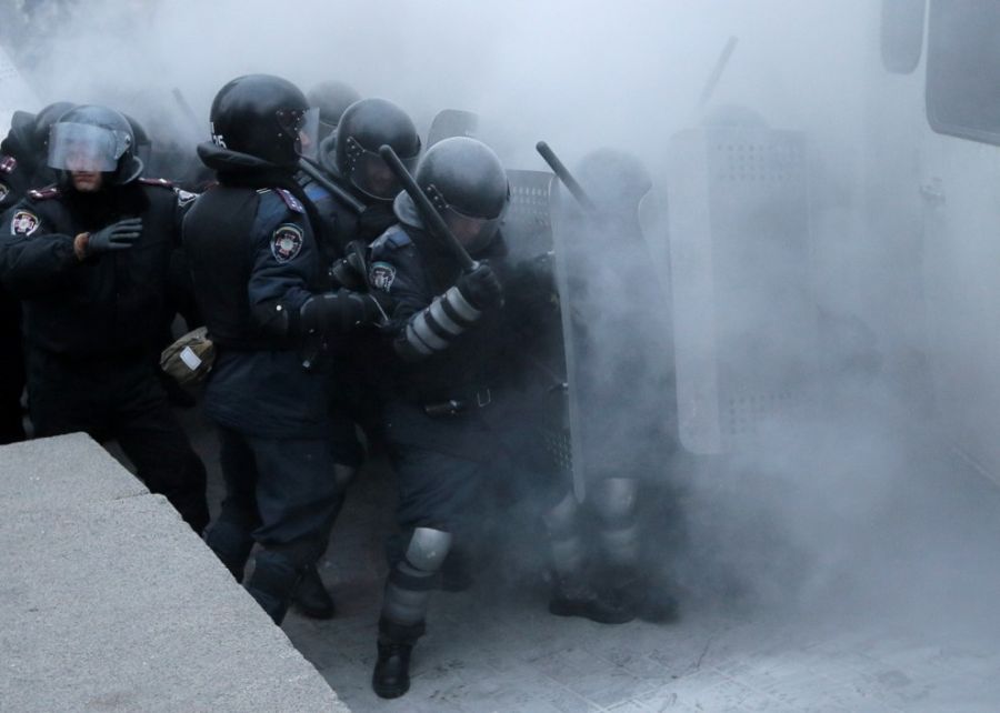 Новые столкновения на Украине (15 фото) Новые столкновения на Украине (15 фото)