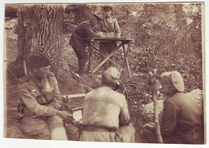 Подборка фотографий на тему Великой Отечественной войны Подборка фотографий на тему Великой Отечественной войны