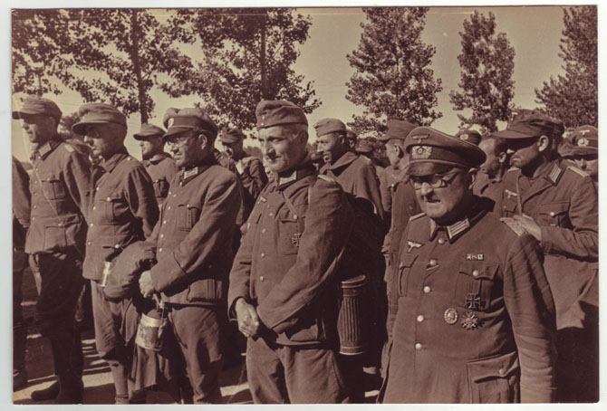 Подборка фотографий на тему Великой Отечественной войны Подборка фотографий на тему Великой Отечественной войны