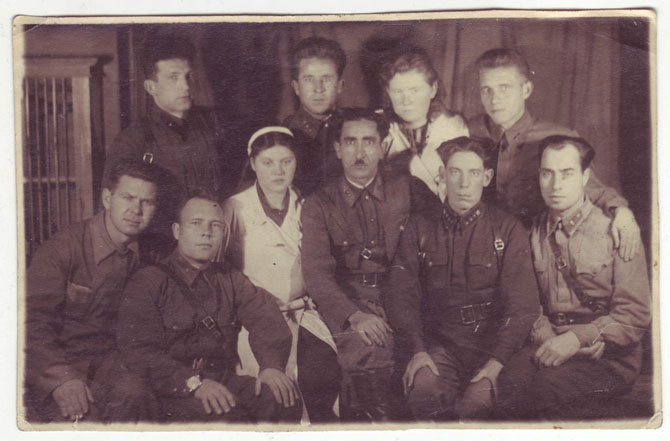 Подборка фотографий на тему Великой Отечественной войны Подборка фотографий на тему Великой Отечественной войны