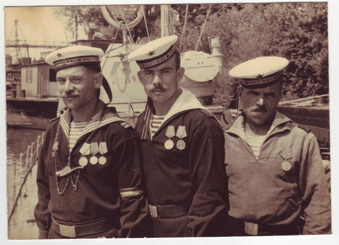 Подборка фотографий на тему Великой Отечественной войны Подборка фотографий на тему Великой Отечественной войны