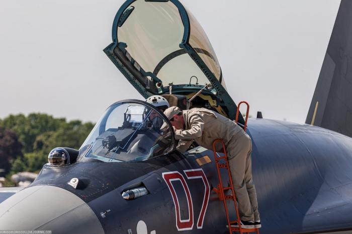 Будни авиасалона Ле-Бурже