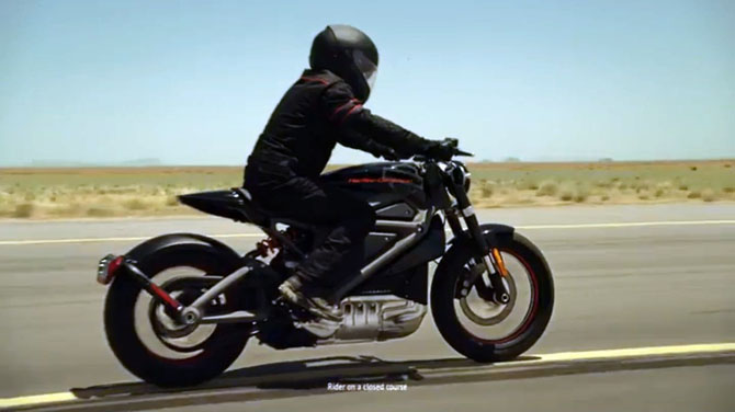 Новый Harley-Davidson с электродвигателем (11 фото) Новый Harley-Davidson с электродвигателем (11 фото)