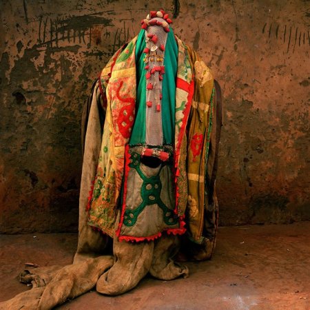 Маскарадные костюмы Западной Африки (10 фото)