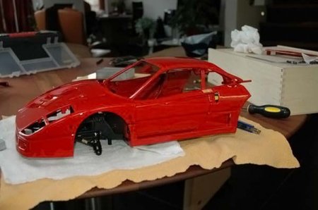 Точная копия Ferrari F40 в миниатюре (45 фото)