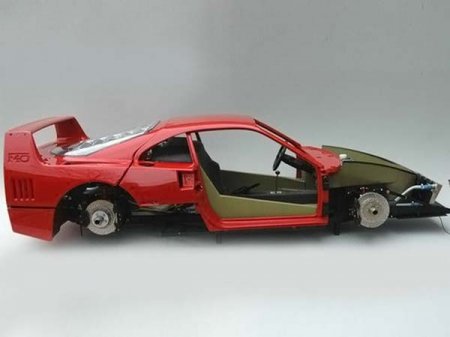 Точная копия Ferrari F40 в миниатюре (45 фото)