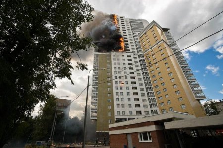 Как горят новые дома (20 фото)