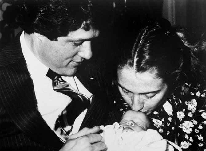 Билл и Хиллари Клинтон: 40 лет супружеской жизни Билл и Хиллари Клинтон: 40 лет супружеской жизни