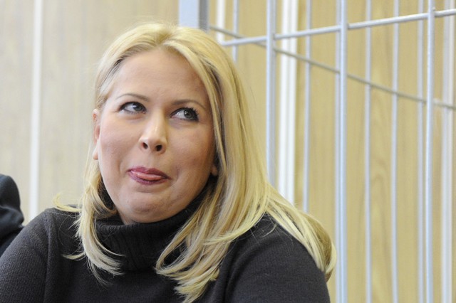 Васильева требует отпустить ее Васильева требует отпустить ее
