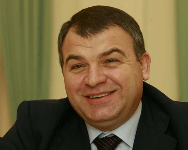Сердюков устроился на работу Сердюков устроился на работу