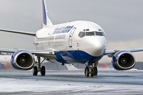 Самолет рейса «Москва — Дубай» был вынужен совершить посадку из-за поведения авиадебошира