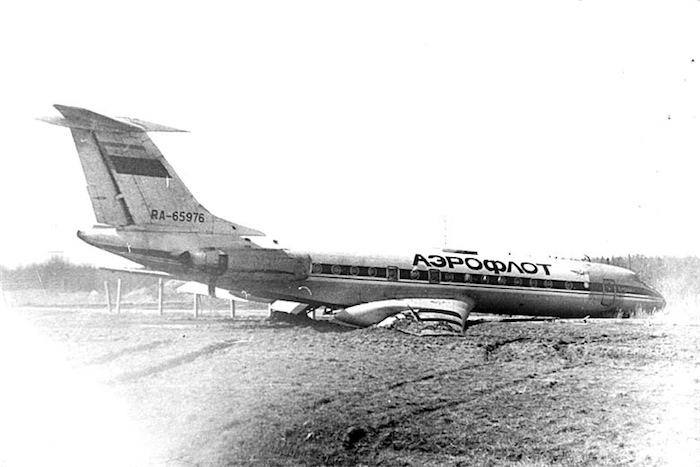 Лимонадная посадка ТУ-134 Лимонадная посадка ТУ-134