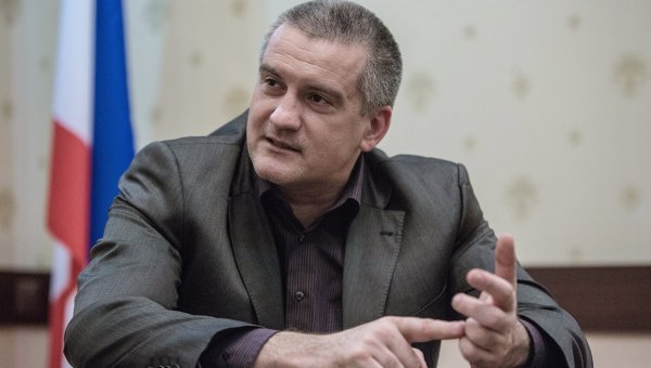 Крымские власти объявили "Правый сектор" вне закона