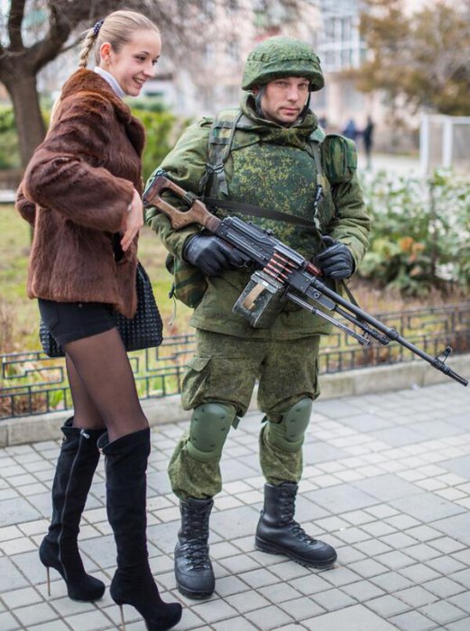 Леденящие душу кадры зверств русских оккупантов на территории Украины (слабонервным не смотреть)