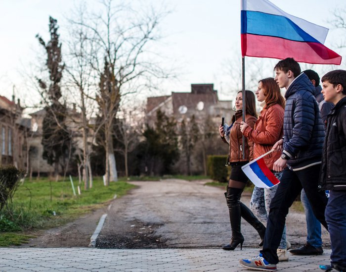 Крым митингует в поддержку России | 19 фото