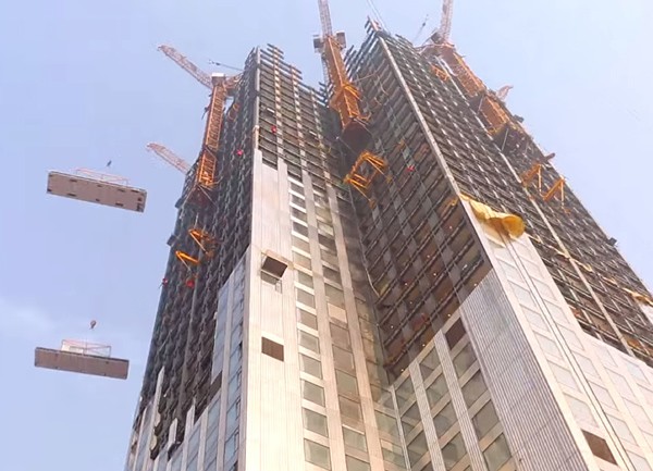 Китайцы построили 57-этажный небоскреб за 19 дней Китайцы построили 57-этажный небоскреб за 19 дней