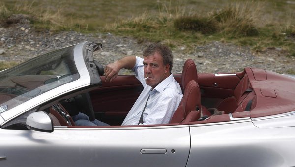 Би-би-си временно отстранила от работы ведущего Top Gear Кларксона