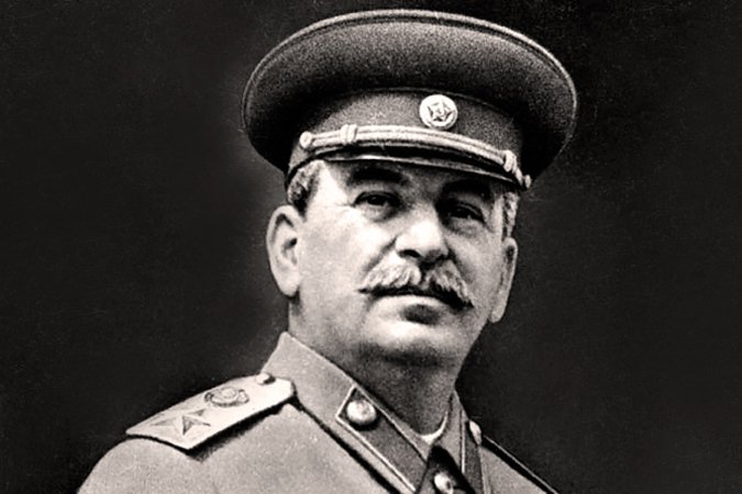 В Красноярске обсуждают возможность установки бюста Сталина (опрос)