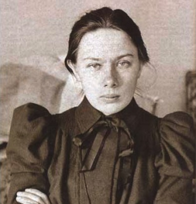 Молодая Крупская