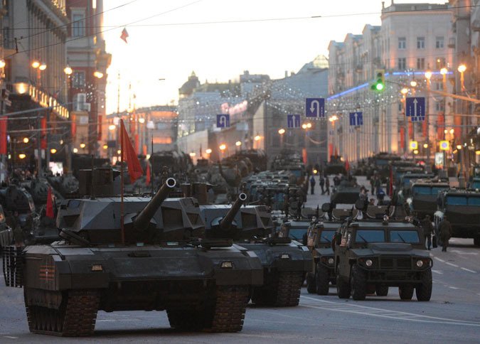 «Армата» сбросила брезентовую маскировку