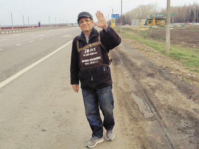 В Москве встретили 76-летнего дядю Гришу, пришедшего пешком из Еревана