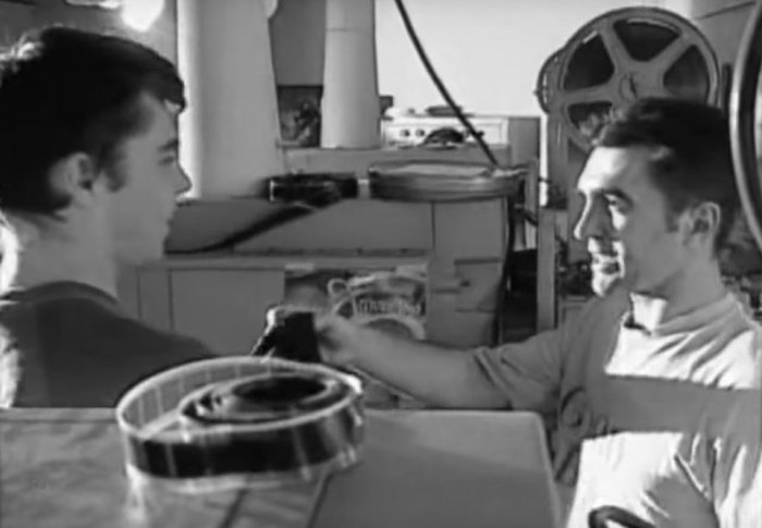 Сергей Бодров и Вячеслав Бутусов на съёмках фильма «Брат», 1997 год Сергей Бодров и Вячеслав Бутусов на съёмках фильма «Брат», 1997 год