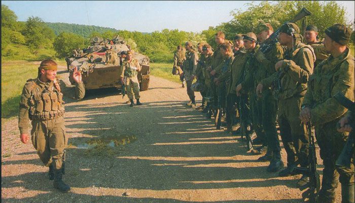 «Бешеная рота» - гроза чеченских боевиков «Бешеная рота» - гроза чеченских боевиков