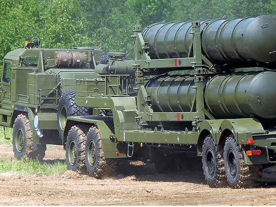 С-400 "Триумф" заступил на боевое дежурство в Сирии