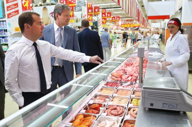 Шеф, почём яйца? Ходят ли депутаты и чиновники за продуктами Шеф, почём яйца? Ходят ли депутаты и чиновники за продуктами