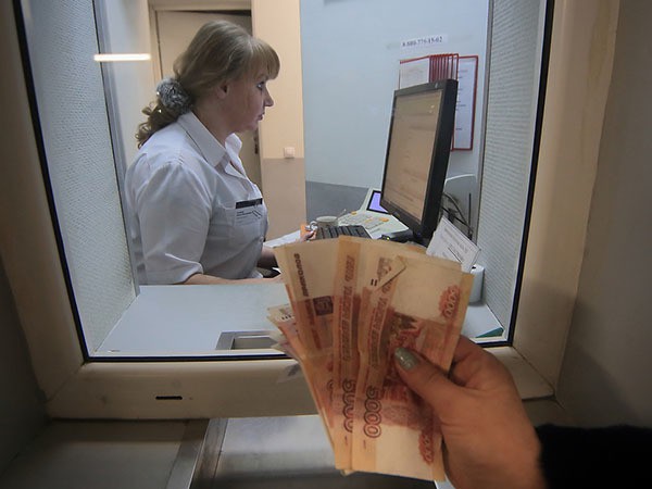 Банкам разрешили не отдавать деньги клиентов Банкам разрешили не отдавать деньги клиентов