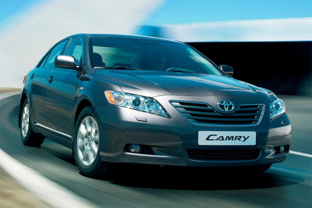 Вспоминаем все поколения популярной Toyota Camry, которая вот уже 36 лет держится на конвейере