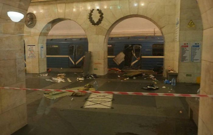 Взрывы на станциях метро в Санкт-Петербурге Взрывы на станциях метро в Санкт-Петербурге
