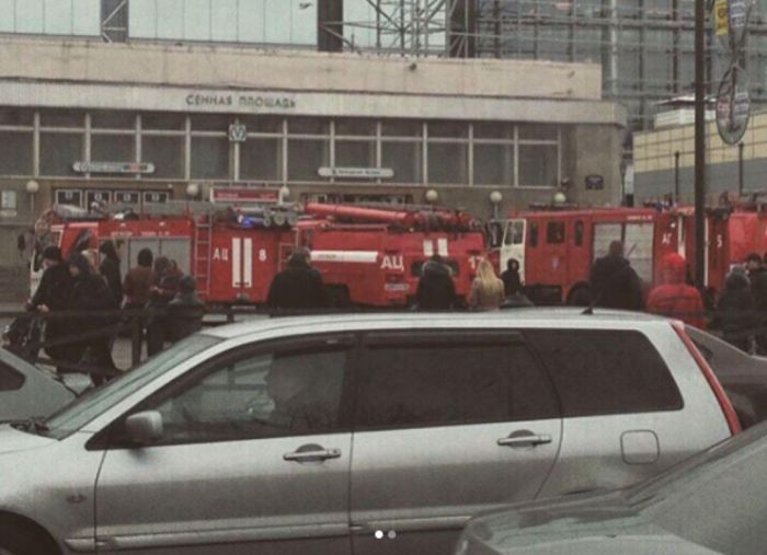Взрывы на станциях метро в Санкт-Петербурге Взрывы на станциях метро в Санкт-Петербурге