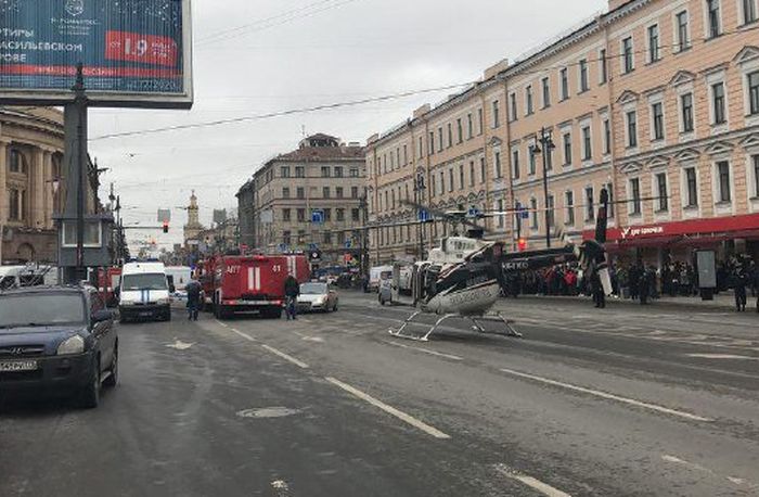 Взрывы на станциях метро в Санкт-Петербурге Взрывы на станциях метро в Санкт-Петербурге
