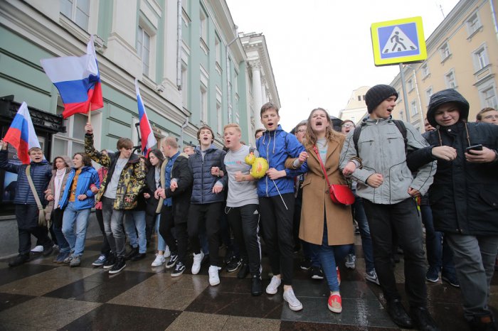 МВД предложило наказывать учителей за участие детей в протестных акциях    