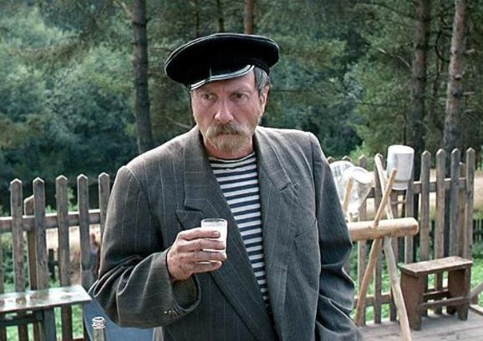 За кадром фильма «Любовь и голуби» вырезанные эпизоды и обвинения в аморальности За кадром фильма «Любовь и голуби» вырезанные эпизоды и обвинения в аморальности